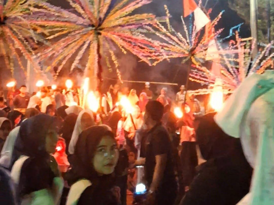 Semarakkan Hari Raya, Komunitas Pemuda Kluwak dan Desamind Selenggarakan Gema Malam Takbiran