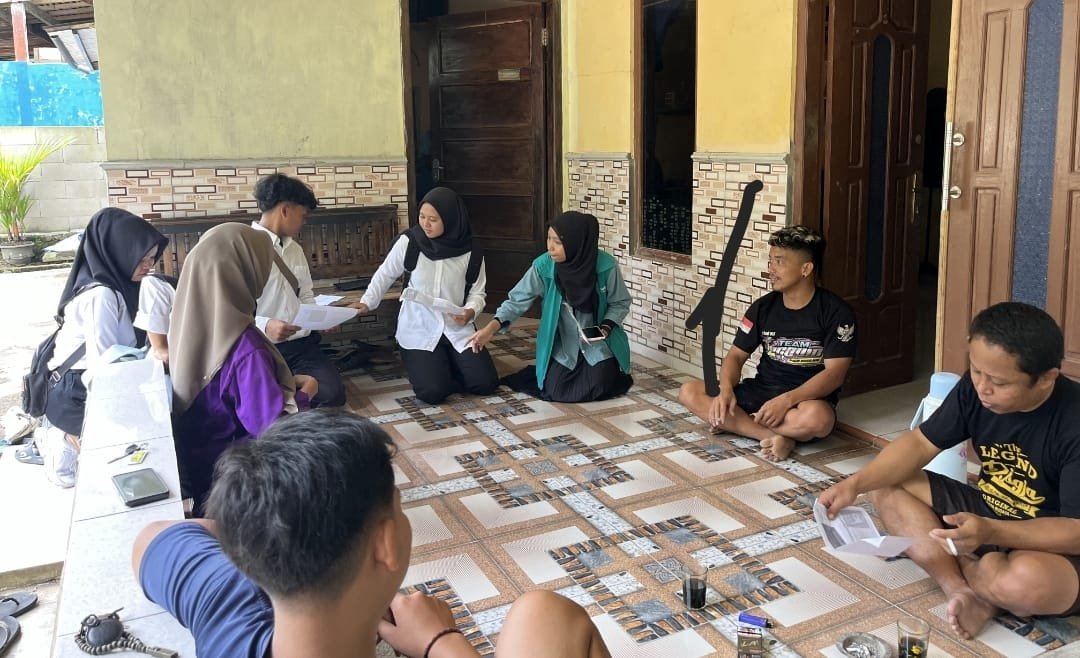 Edukasi Door-to-Door: Langkah Nyata Sahabat Digital Cakra Lawan Hoaks dan Judi Online