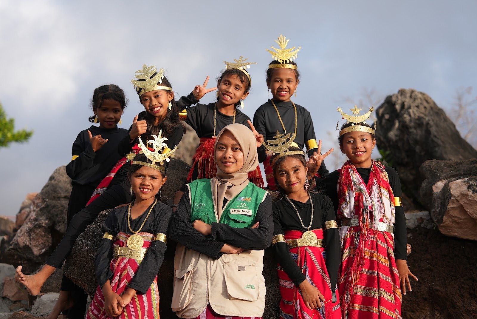 Aat Rahmawati Raih UGM Law School Awards 2026 atas Dedikasi Pengabdian di NTT